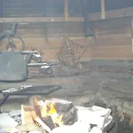 Toola-lodge *