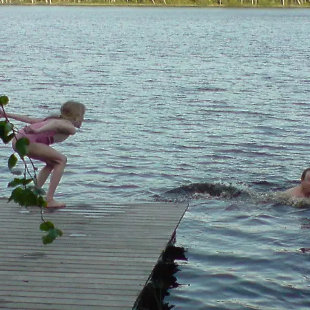 Toola-lodge Semesterbostad