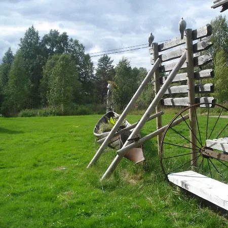Semesterbostad Toola-lodge