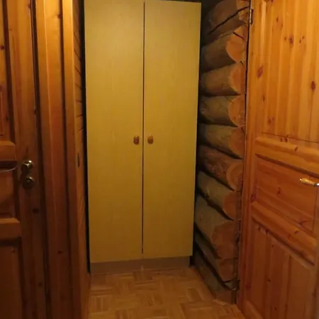 Ferienhaus Toola-lodge *