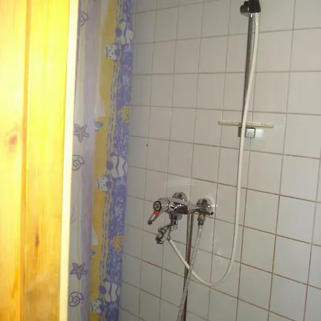 Toola-lodge Ferienhaus *